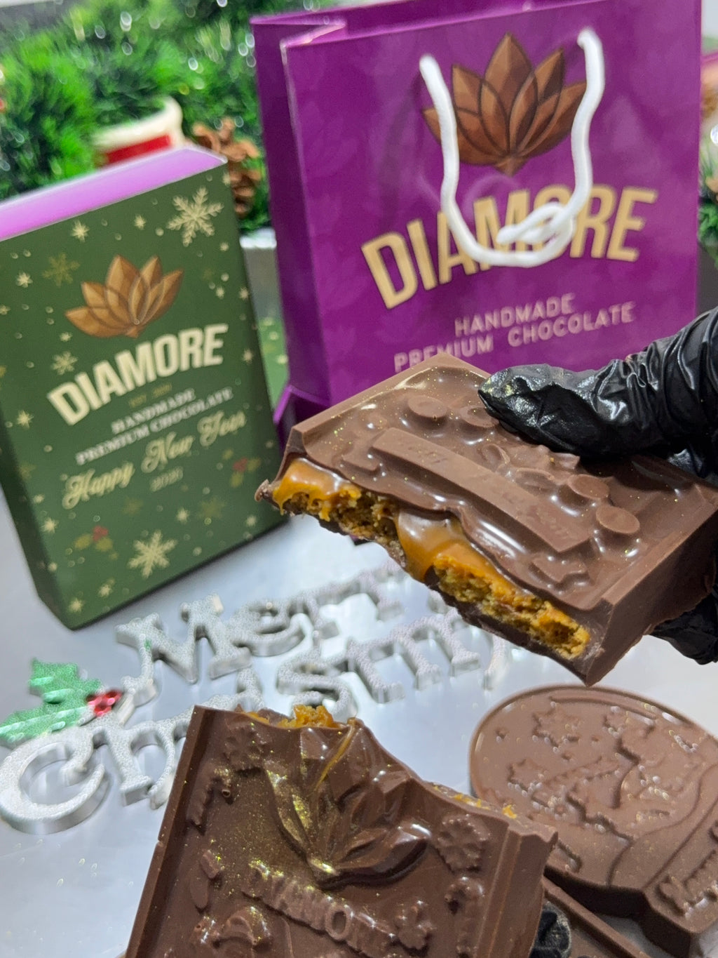 New year chocolate bar(220 grams)