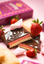 🎂 Cake Filled Bars